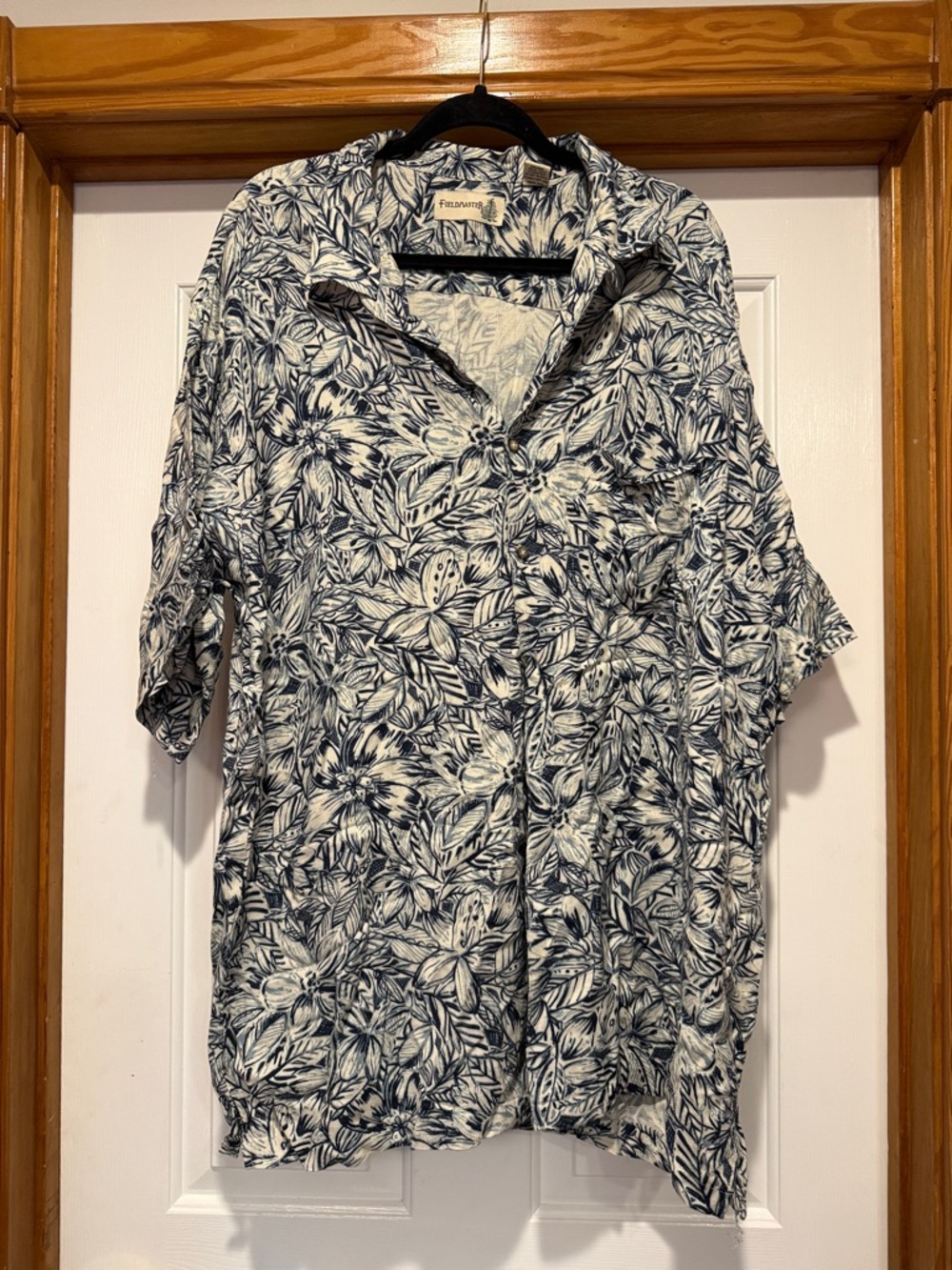 Floral Short-Sleeve Button-Down Shirt in Blue & White